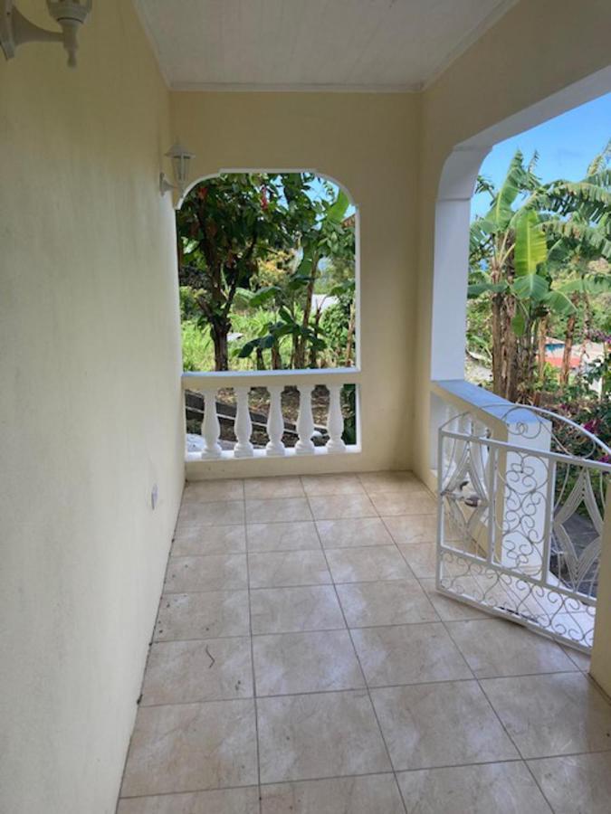 Stunning 2-Bed Apartment in Grand Roy Grenada Mount Nesbit Exterior foto